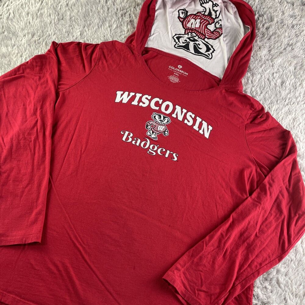 Wisconsin Badgers Shirt Womens XXL Red Hoodie Bucky UW Madison Long Sleeve
